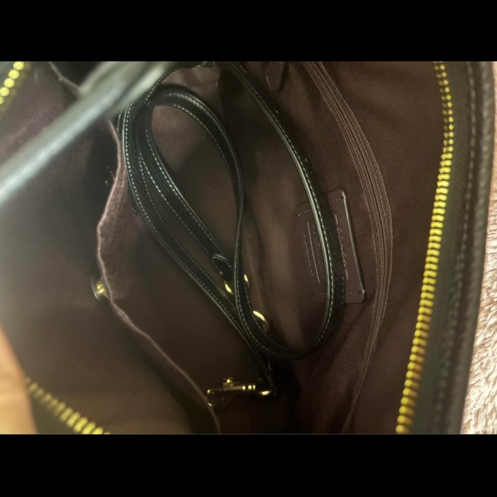 Coach Laurel Shoulder Bag - Picture 5 of 7